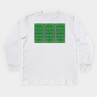 Pink crosses on green niches Kids Long Sleeve T-Shirt